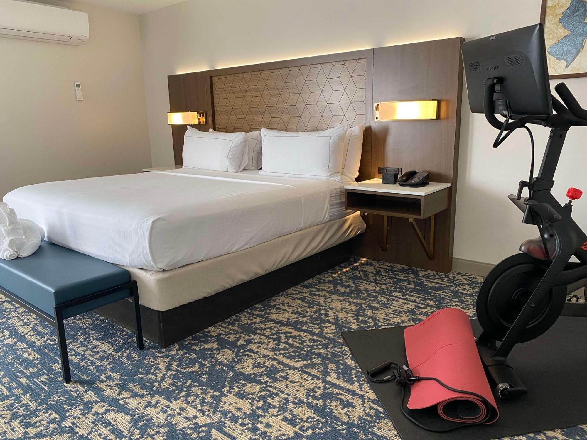Doubletree By Hilton Tinton Falls-Eatontown Extérieur photo