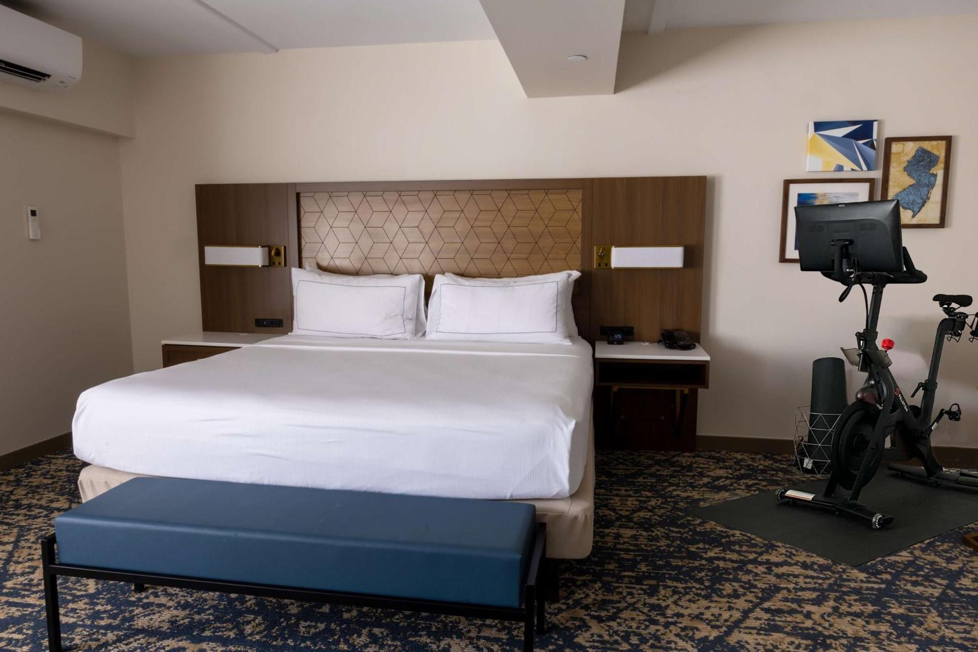 Doubletree By Hilton Tinton Falls-Eatontown Extérieur photo